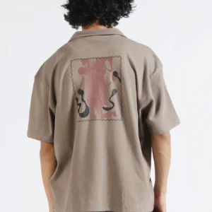 RESORT COLLAR